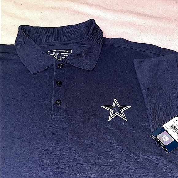Dallas Cowboys Men's Short Sleeve 3 Button Polo Shirt Embroidered Star Navy Blue - Picture 1 of 4